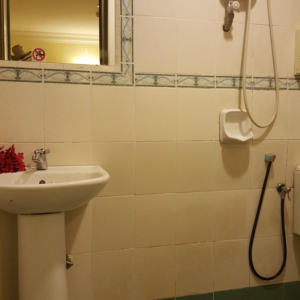 Sun Inns Hotel D'Mind Seri Kembangan Kültér fotó