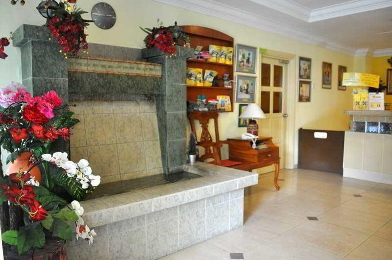 Sun Inns Hotel D'Mind Seri Kembangan Kültér fotó